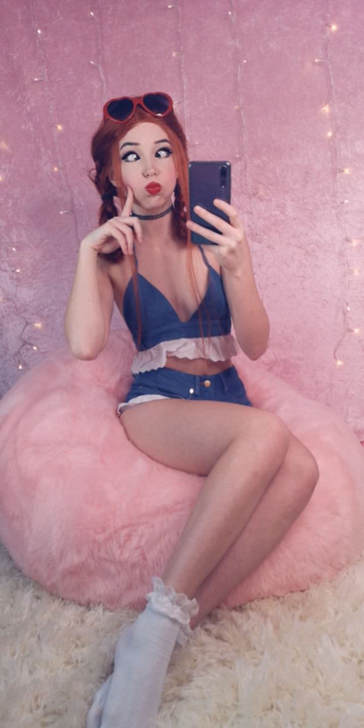 Latest Belle Delphine Banana Sexy Snapchat Photos