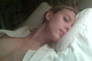 Scarlett Johansson Nude Photos leak