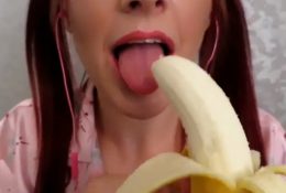 Flirty Asmr Banana Sucking Video
